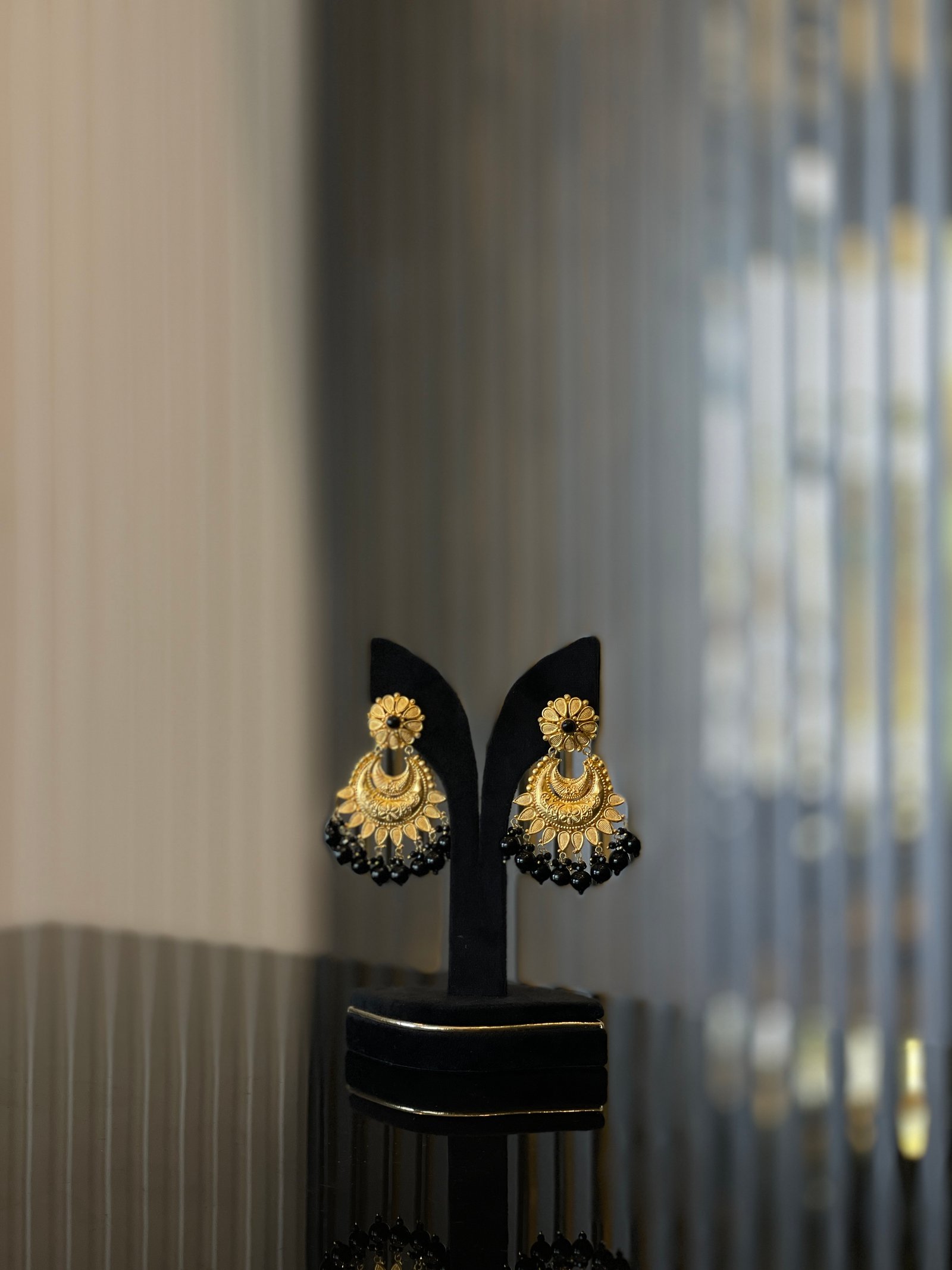 Pakistani Royal Jhumka – 18k Gold