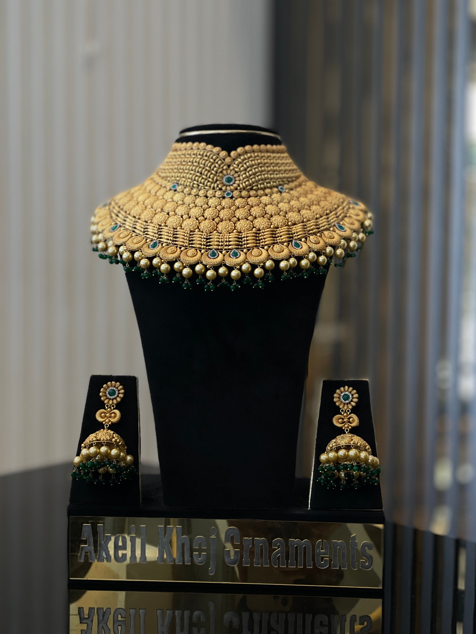 Royal Gold Bridal Choker Set